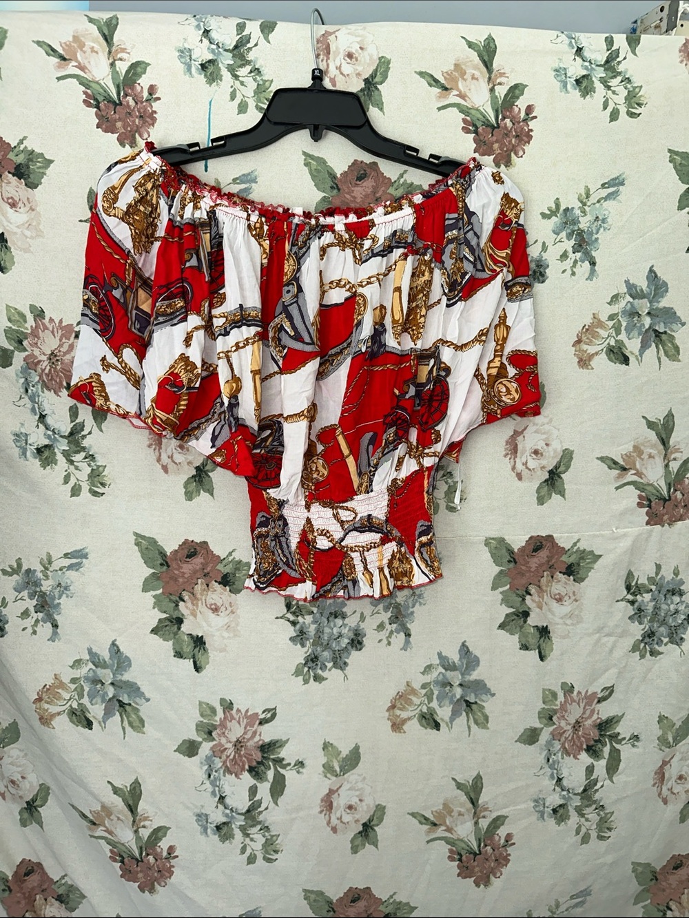 Red & White Chain-Print Off-Shoulder Crop Top